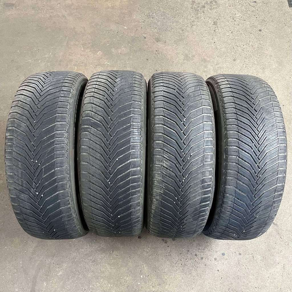 19" - 235/55r19 Michelin CrossClimate 2 VOL / KÄYTETYT KESÄRENKAAT
