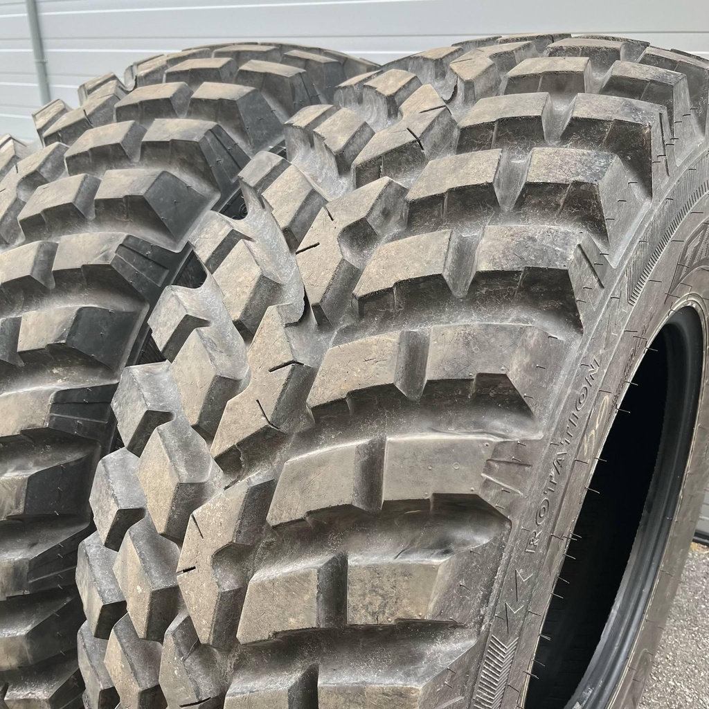 KÄYTETTY 440/80r24 Nokian Tyres TRI 2 (2 kpl)