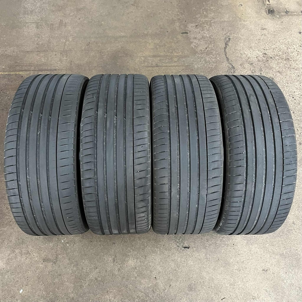 22" - 275/40r22 Michelin Pilot Sport 4 SUV ZP / KÄYTETYT KESÄRENKAAT