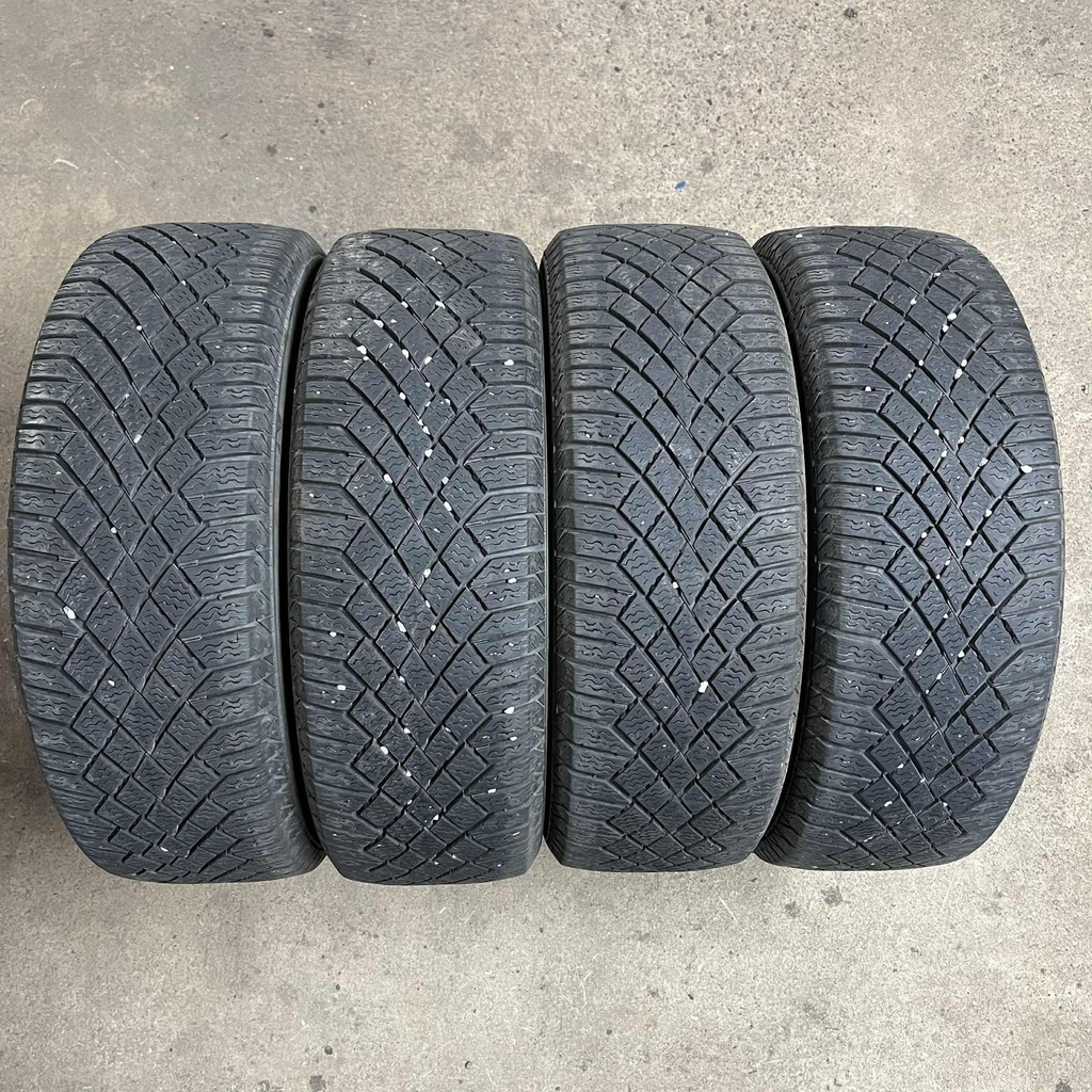 KÄYTETTY 185/60r15 Continental VikingContact 7