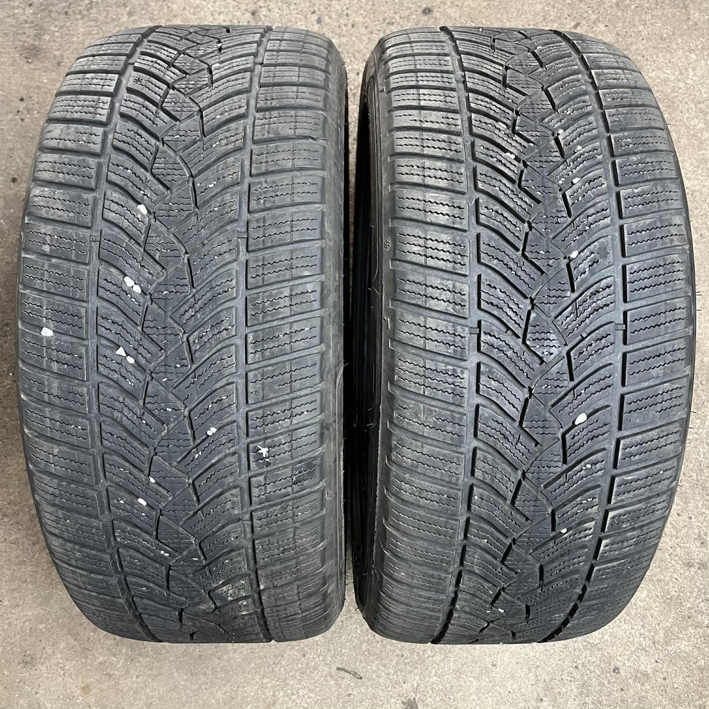 KÄYTETTY 245/45r18 Goodyear UltraGrip Performance+ (2 kpl)