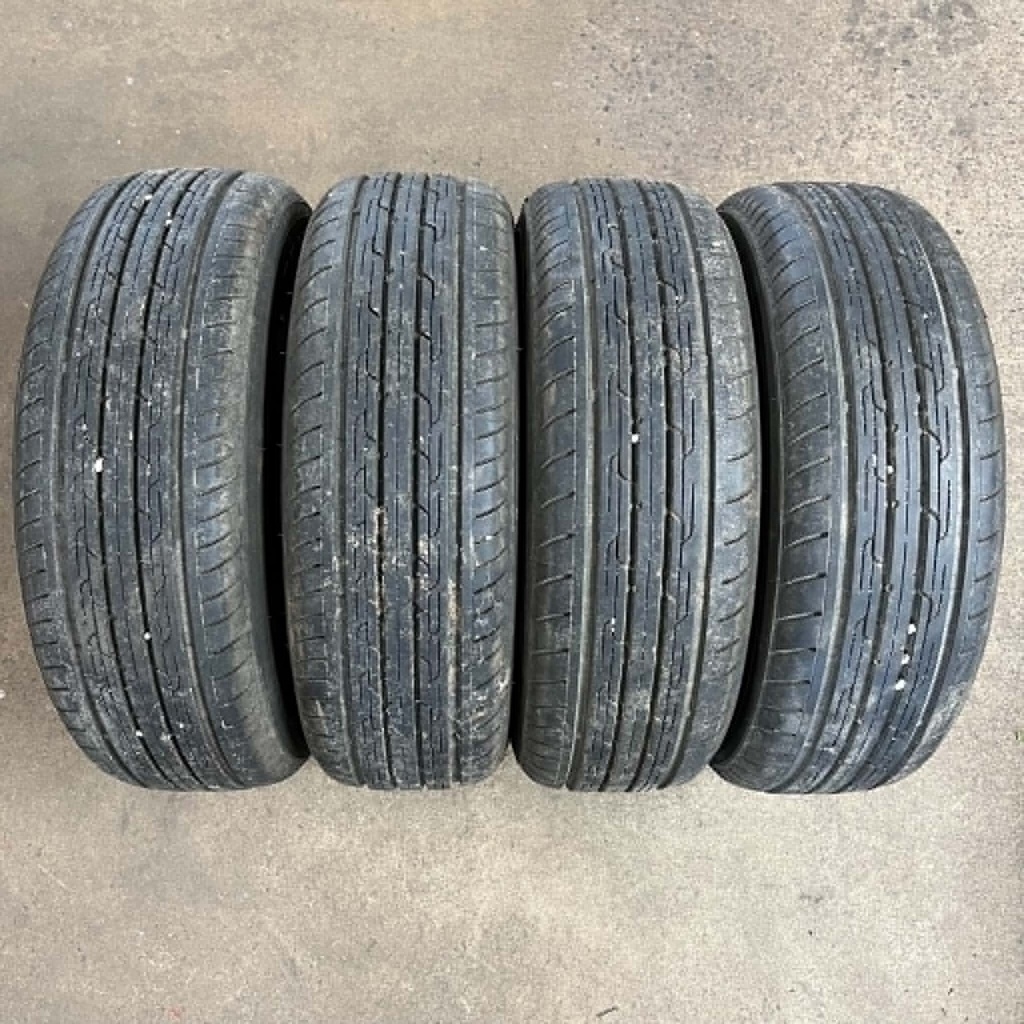 KÄYTETTY 185/70r13 Triangle TE301