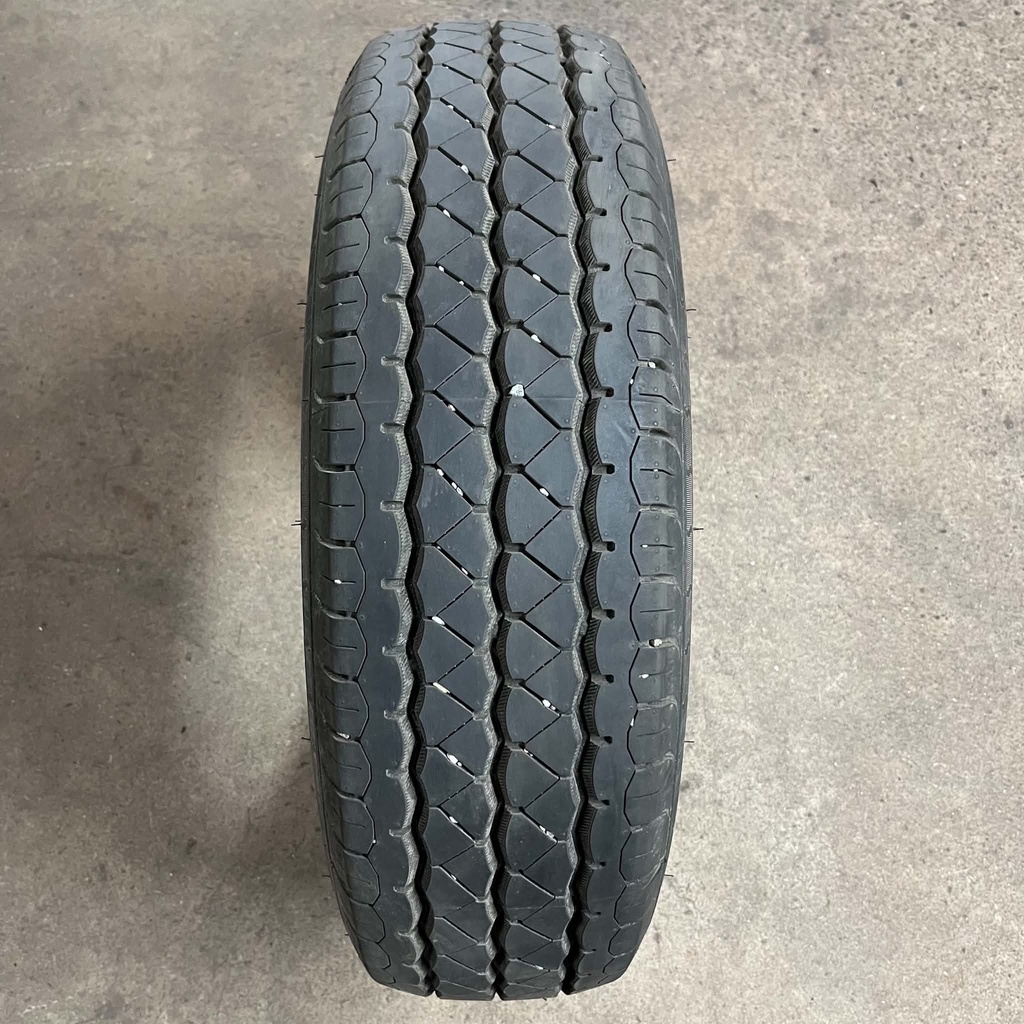 KÄYTETTY 215/75r16C Dynamo Hiscend-H MCO2 (1 KPL)