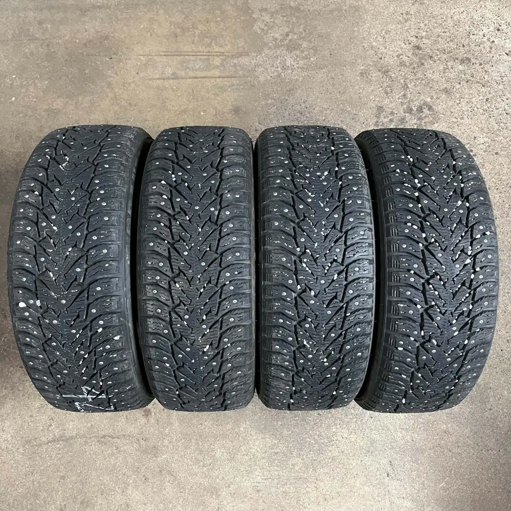 KÄYTETTY 205/55R16 Bridgestone Noranza 001