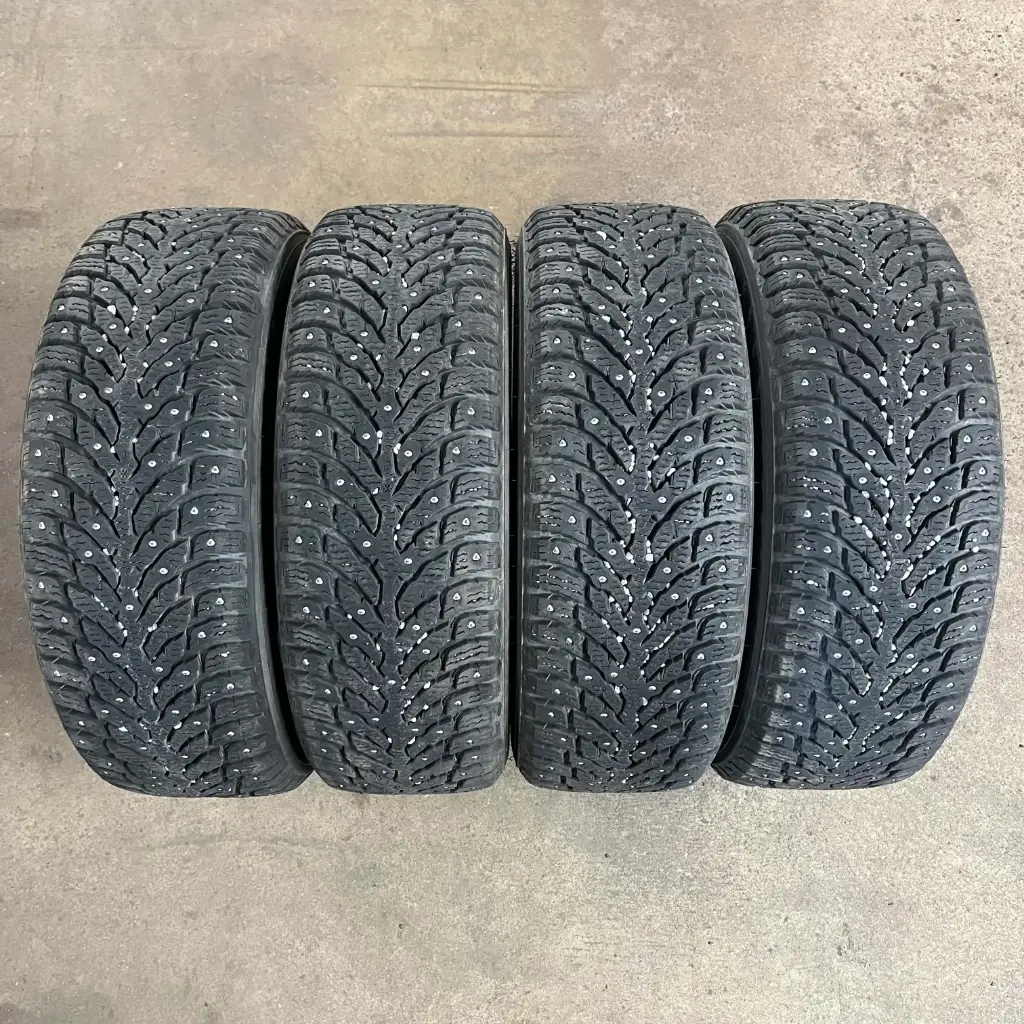 KÄYTETTY 205/60R16 Nokian Tyres Hakkapeliitta 9