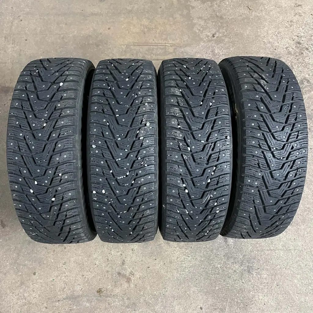 KÄYTETTY 195/65R15 Hankook Winter i*Pike RS2 W429