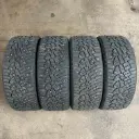KÄYTETTY 235/45R18 Continental IceContact 2