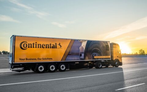 Continental ShowTruck