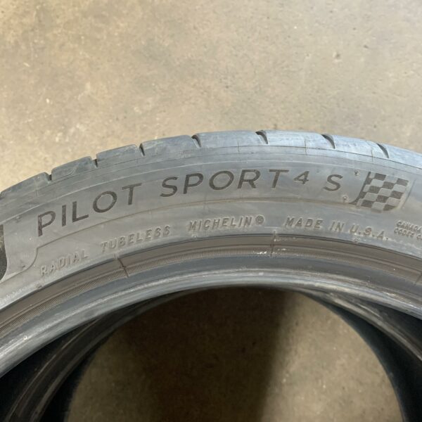 19" - 225/45r19 Michelin Pilot Sport 4 (2 kpl) - Image 4