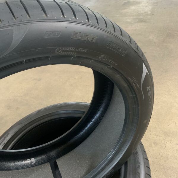 19" - 255/45r19 & 285/40r19 Pirelli P-ZERO T0 Elect PNCS (siirtoajetut) - Image 7