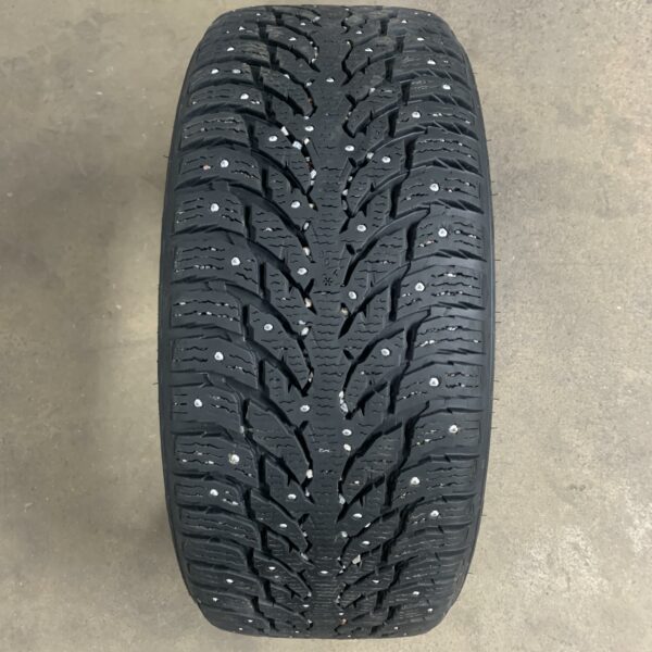 20" - 275/45r20 Nokian Tyres Hakkapeliitta 9 (1 kpl)