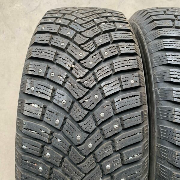 15" - 205/65r15 Continental IceContact 3 (2 kpl) - Image 3