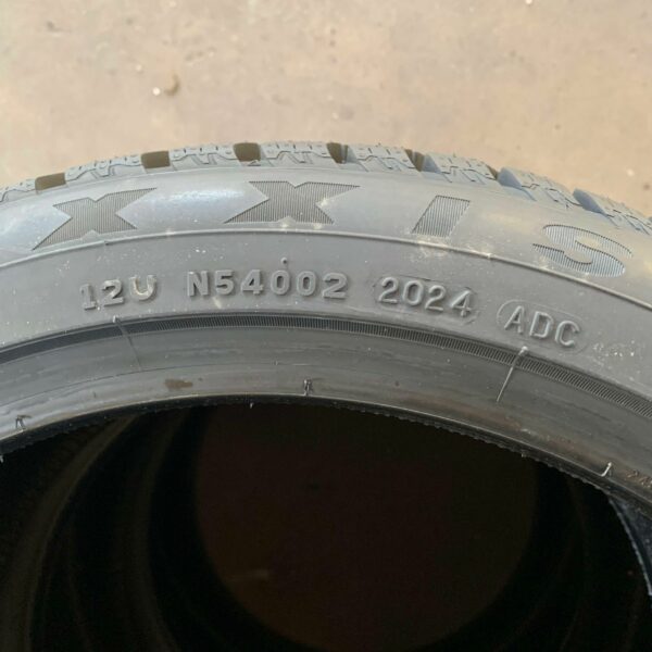 18" - 225/45 & 245/40r18 Maxxis Premitra Snow WP6 - Image 6