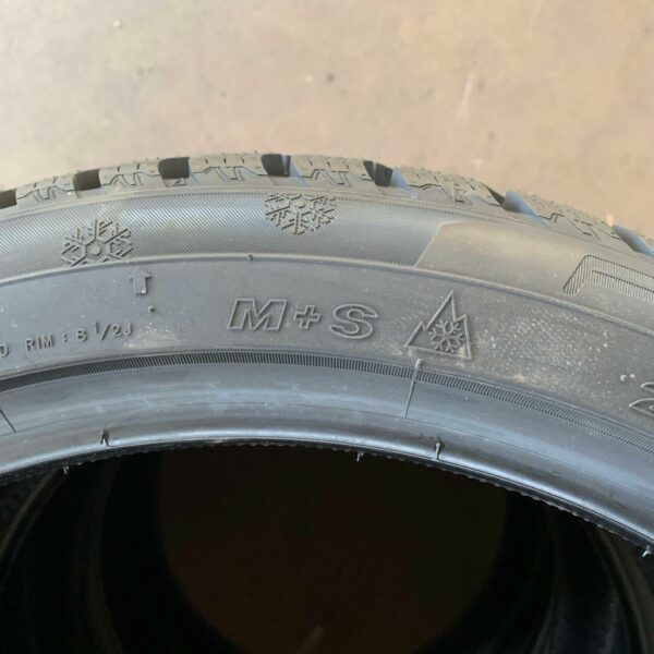 18" - 225/45 & 245/40r18 Maxxis Premitra Snow WP6 - Image 9