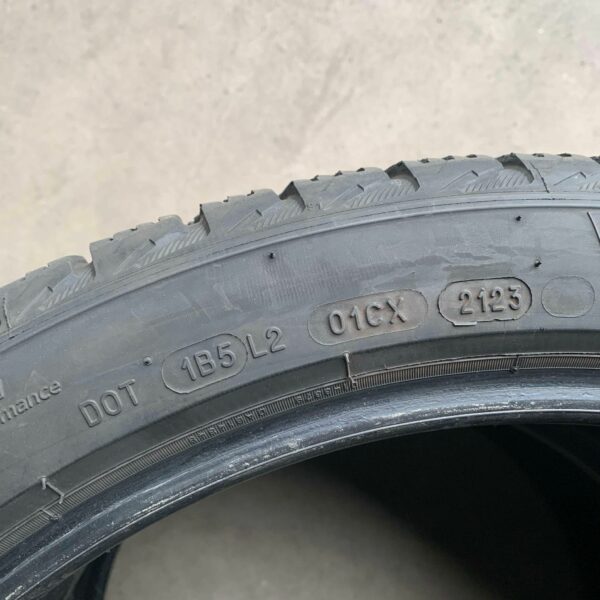 20" - 255/40r20 Michelin X-Ice Snow (2 kpl) - Image 4