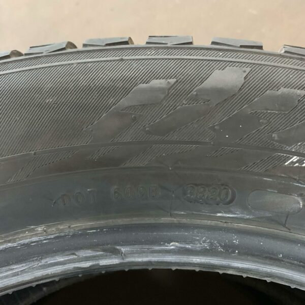 20" - 255/55r20 Nokian Tyres Hakkapeliitta 9 (2 kpl) - Image 6