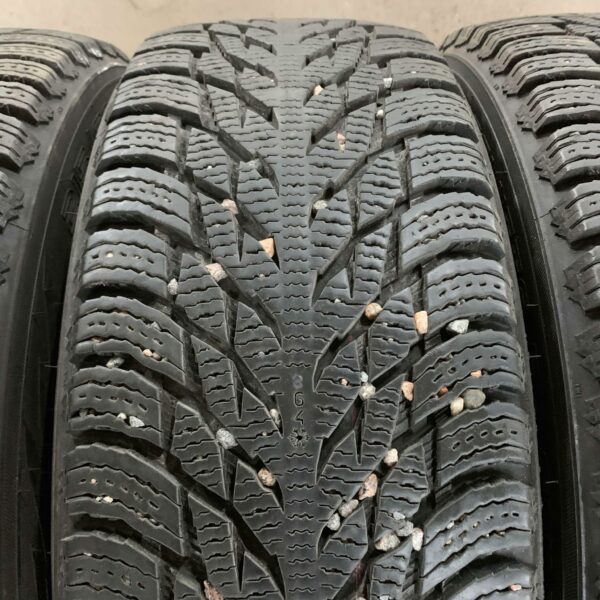 17" - 215/60r17 Nokian Tyres Hakkapeliitta R3 SUV - Image 5