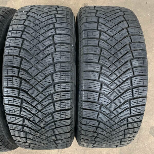 17" - 225/50r17 Pirelli Winter Ice Zero FR RunFlat - Image 3