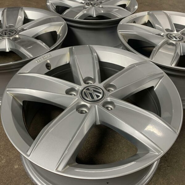 Volkswagen T-Roc alkuperäinen 5x112 6.5x16" - Image 9