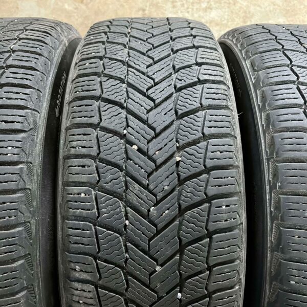 17" - 225/55r17 Michelin X-Ice Snow - Image 5