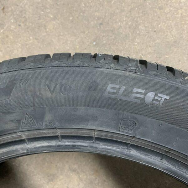 19" - 235/50r19 & 255/45r19 Pirelli Scorpion All Season SF2 - Image 15